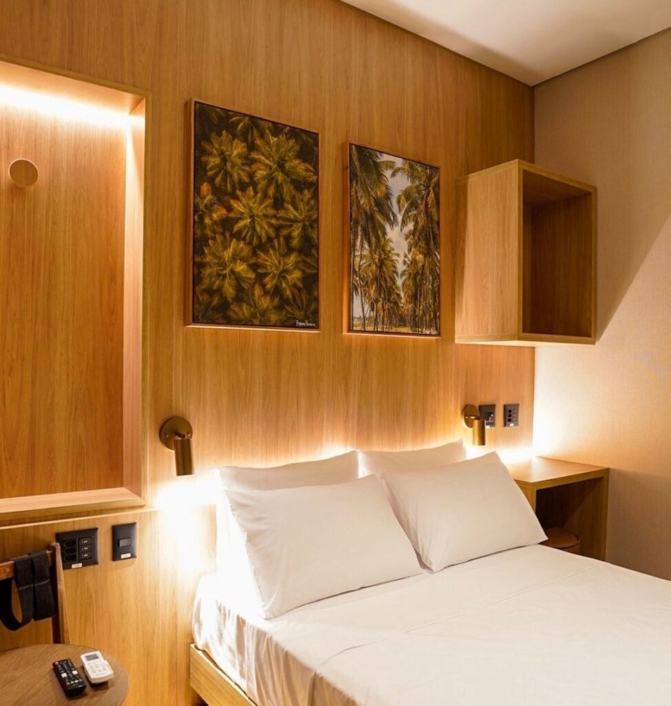 Screenshot_20260908_073412_Instagram-974x1024 Como dormir de graça no Aeroporto de Recife: W Airport Rooms Destaque Hotel e Descanso SALAS VIP W Lounge 