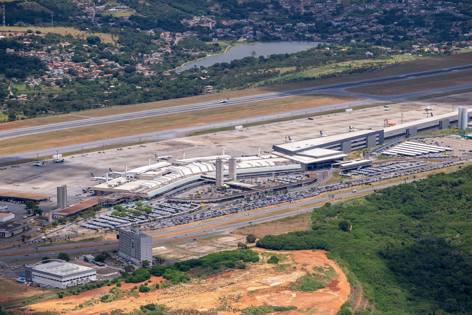 Aeroporto de Confins, FOTO BH AIRPORT