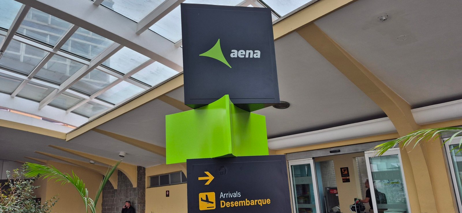 AENA BRASIL - HUGO REIS